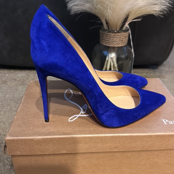 Red bottoms - Picture 5 of 5